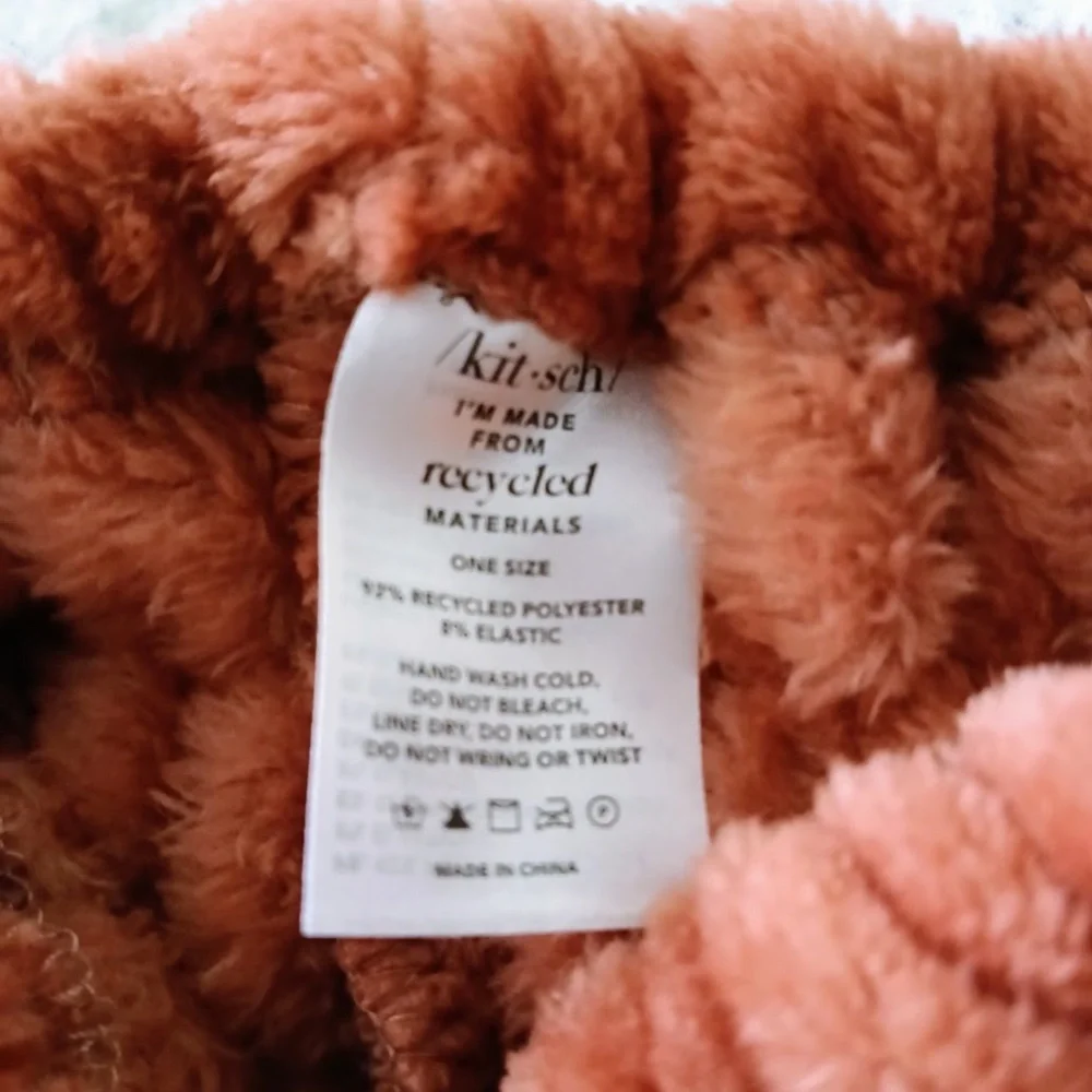 NWOT Kitsch Extra Wide Spa Headband